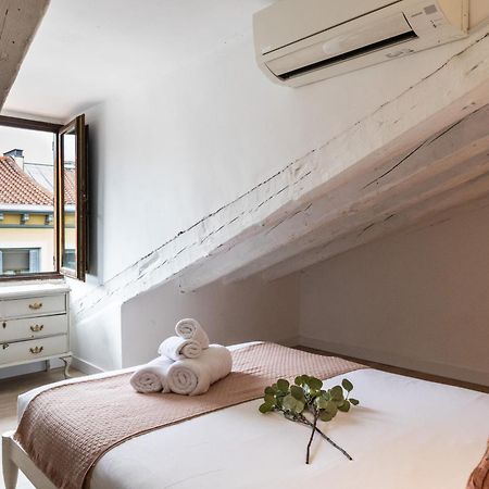 Charming Fuencarral II Apartment มาดริด ภายนอก รูปภาพ