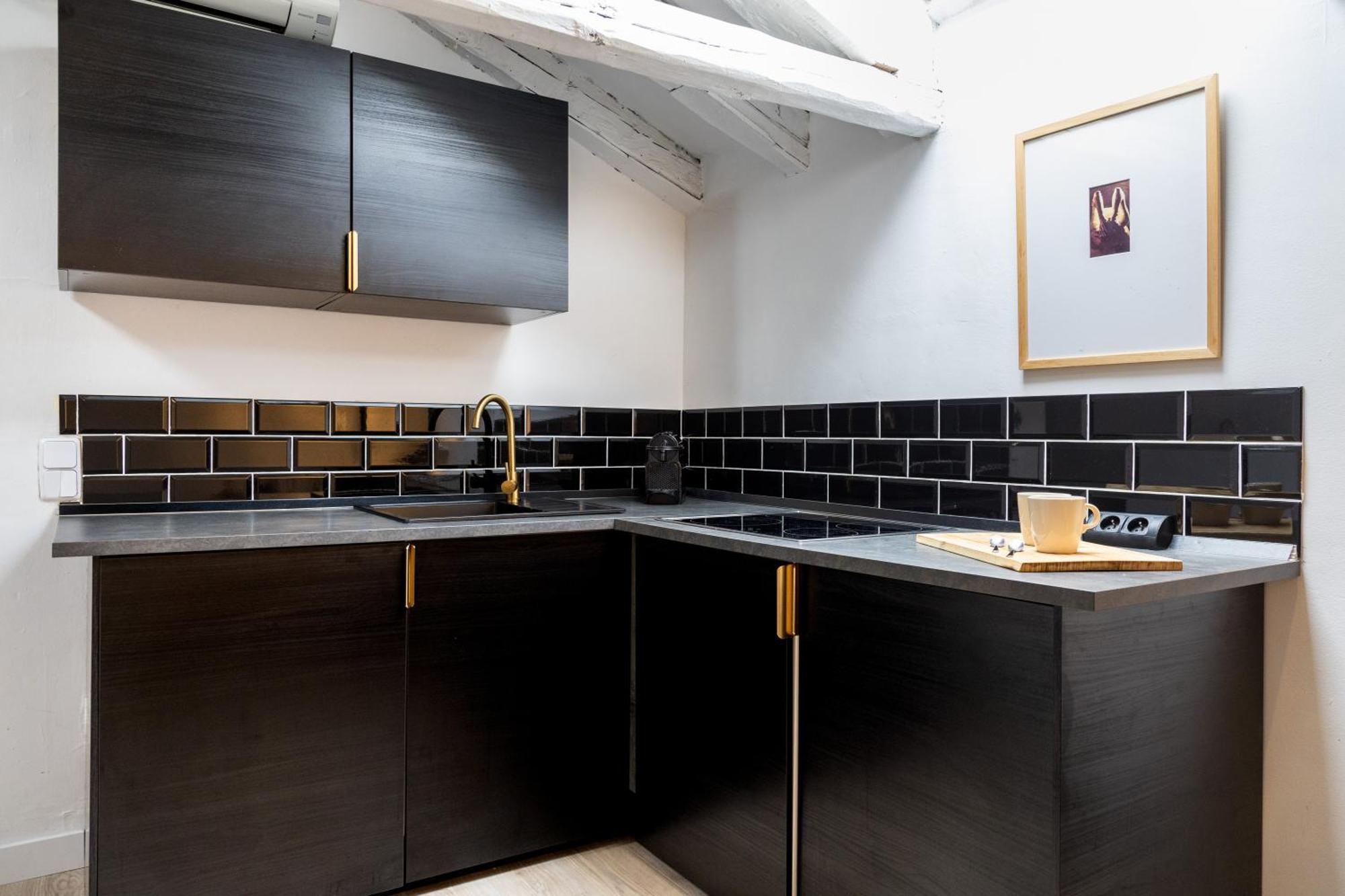 Charming Fuencarral II Apartment มาดริด ภายนอก รูปภาพ