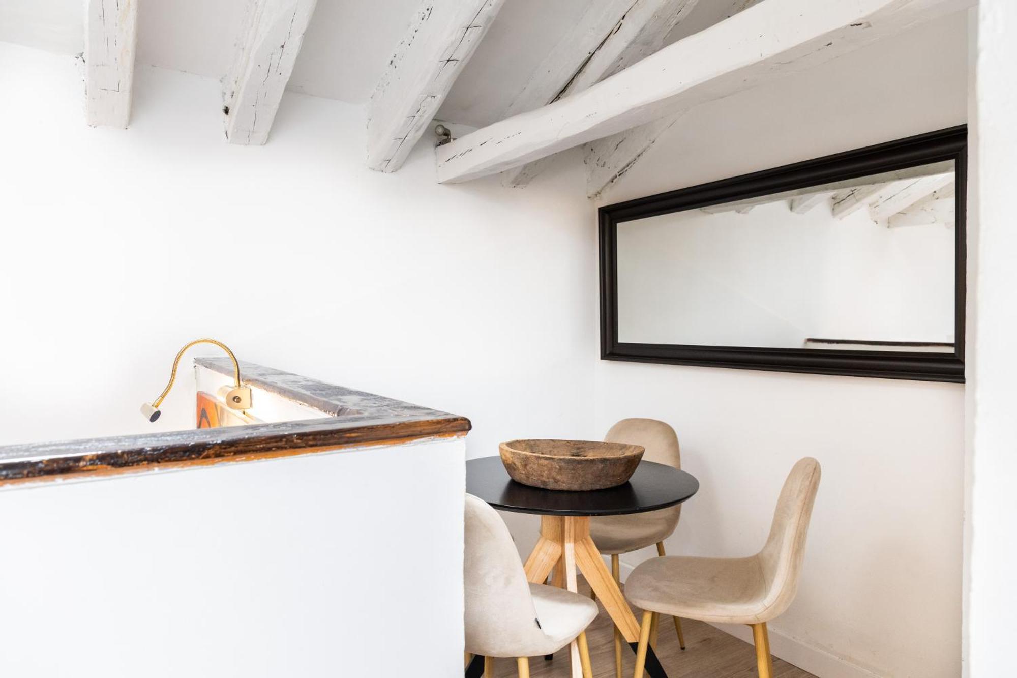 Charming Fuencarral II Apartment มาดริด ภายนอก รูปภาพ